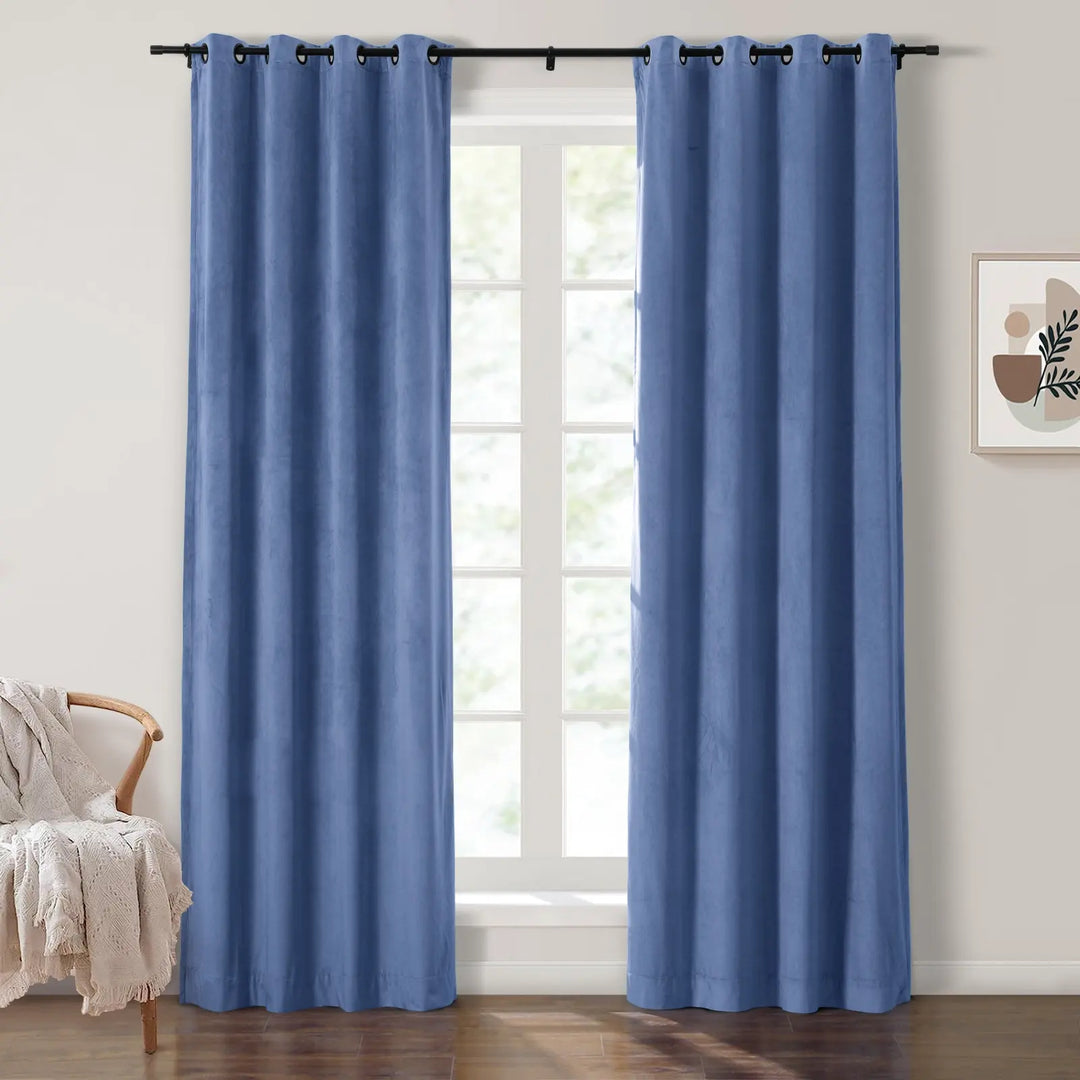 Leon Velvet Curtain Grommet