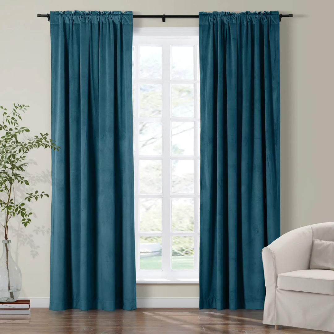 Leon Velvet Curtain 4-In-1