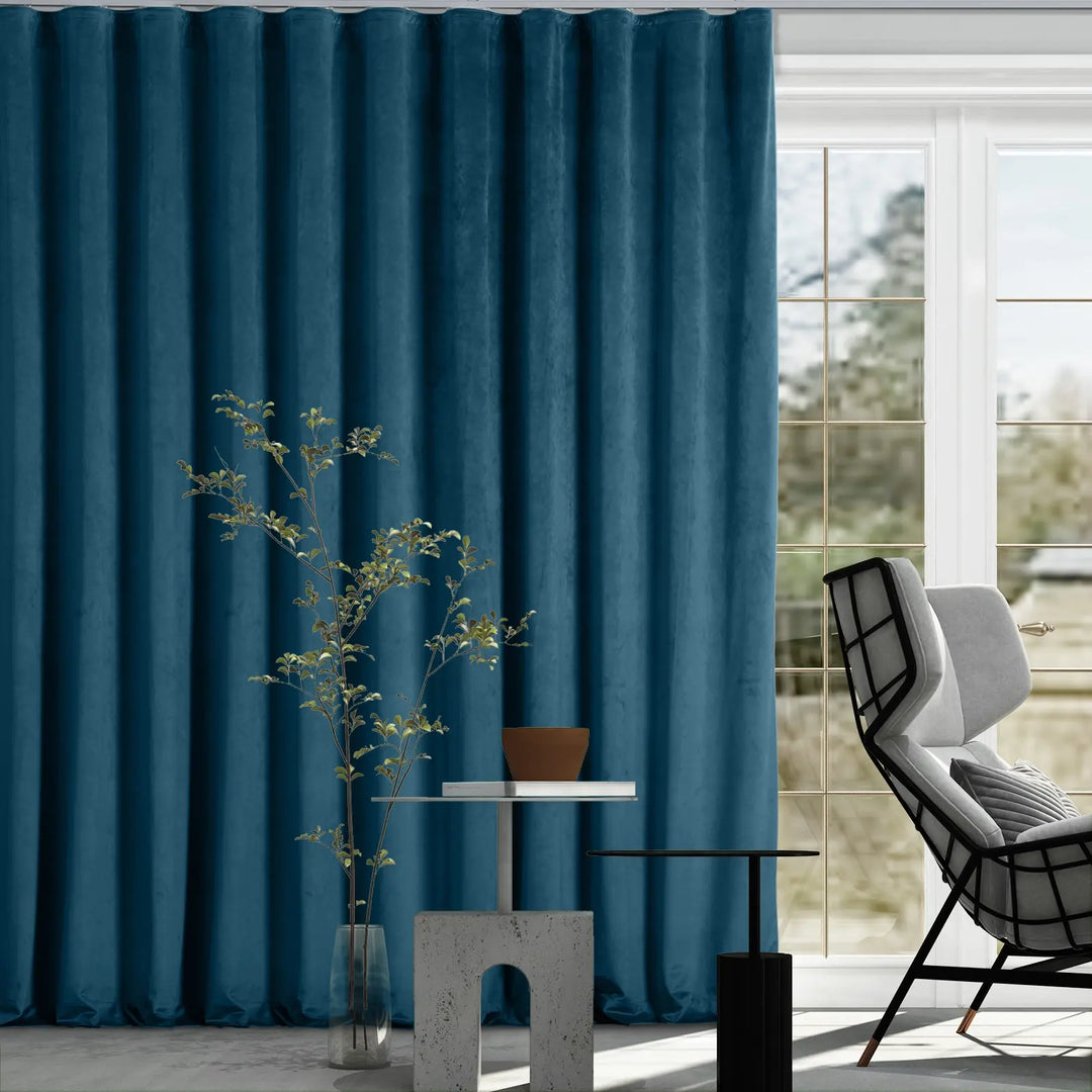 Leon Velvet Curtain Ripple Fold