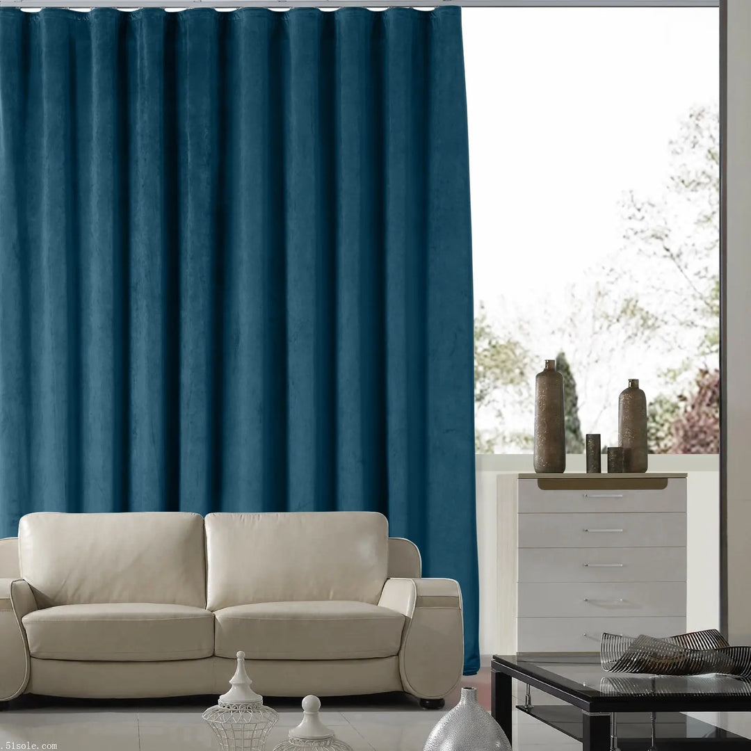 Leon Velvet Curtain Ripple Fold