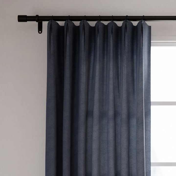 Leon Velvet Curtain Parisian Pleat