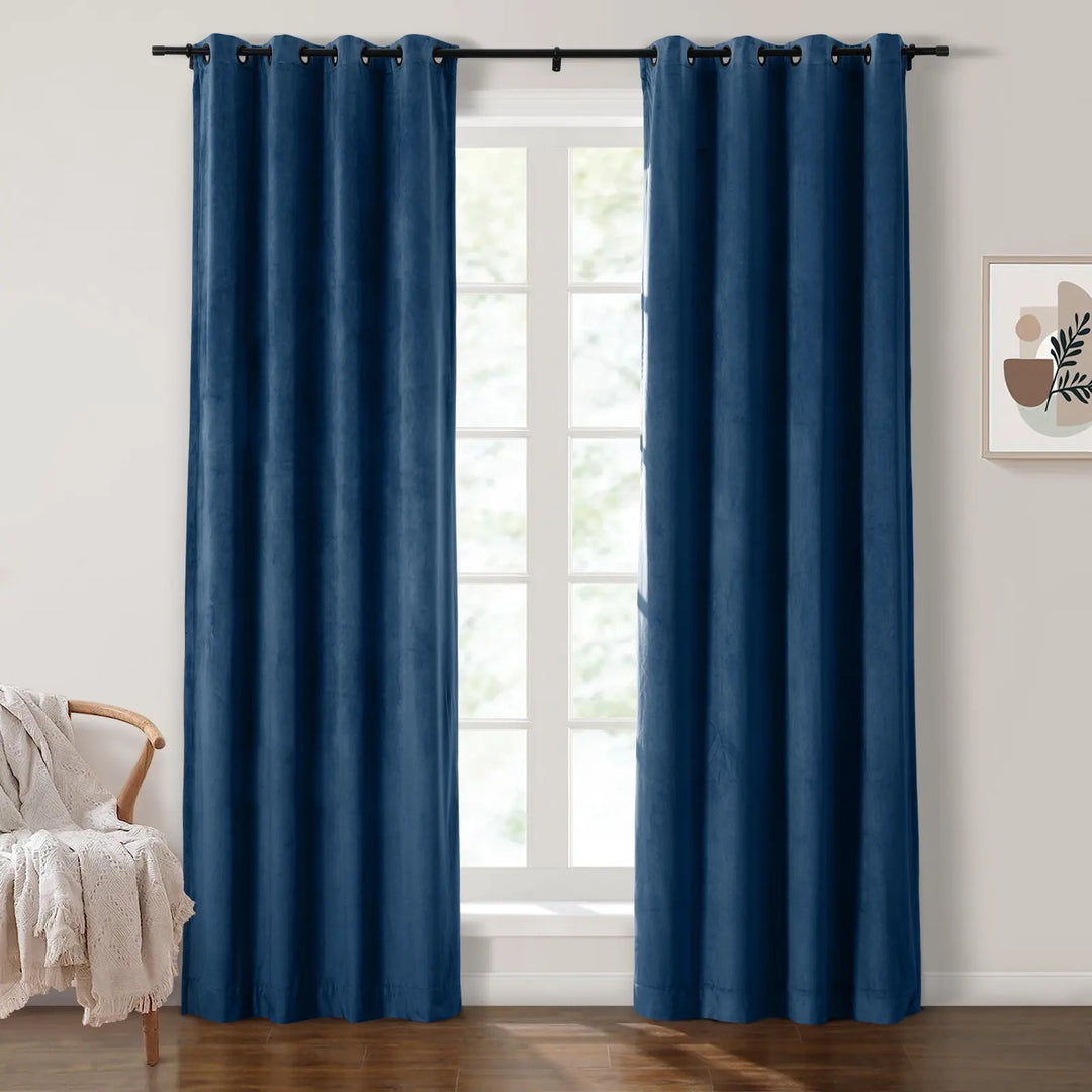 Leon Velvet Curtain Grommet