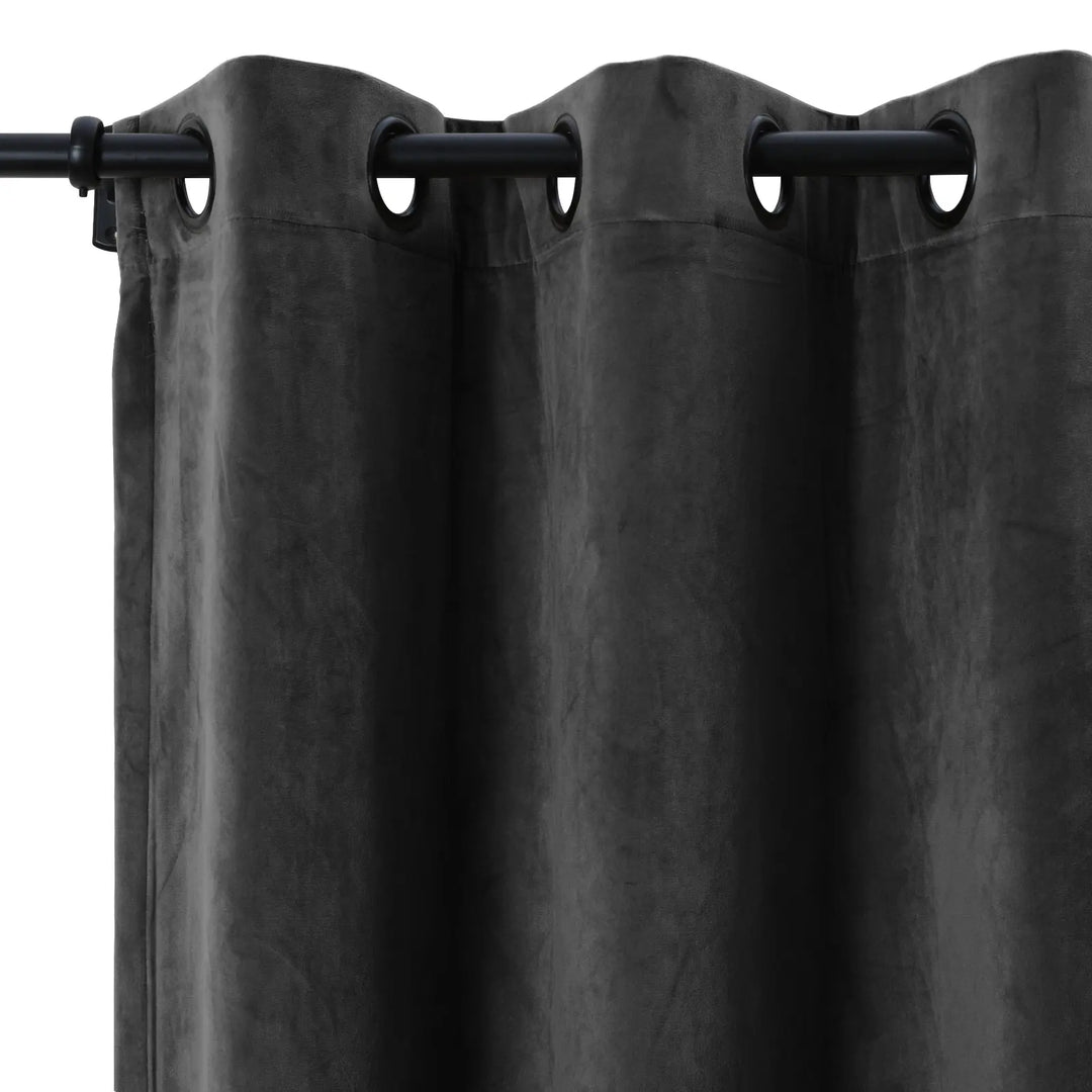 Leon Velvet Curtain Grommet