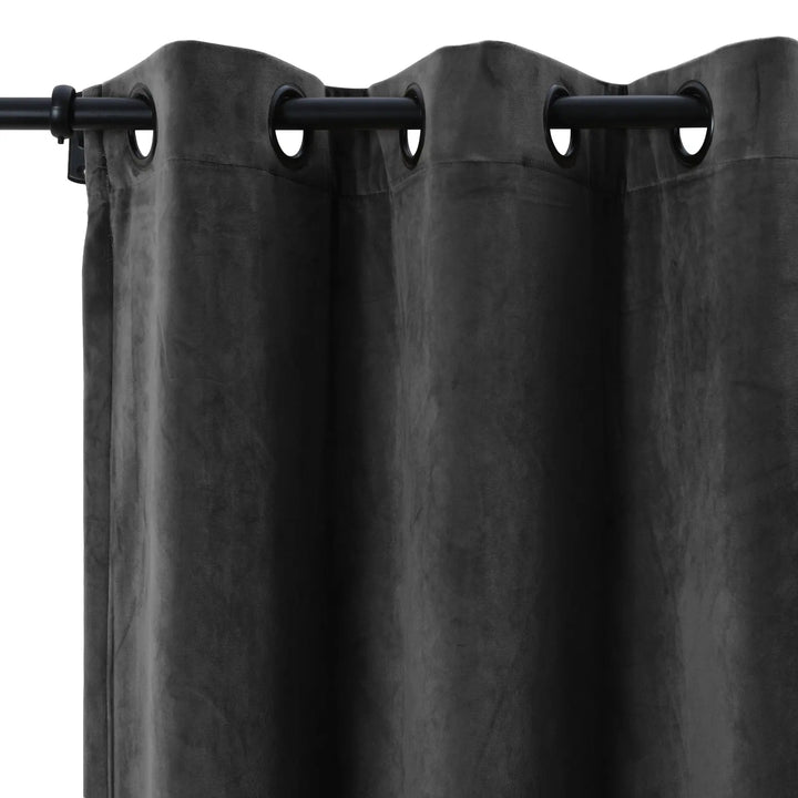 Leon Velvet Curtain Grommet