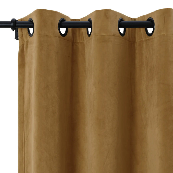 Leon Velvet Curtain Grommet