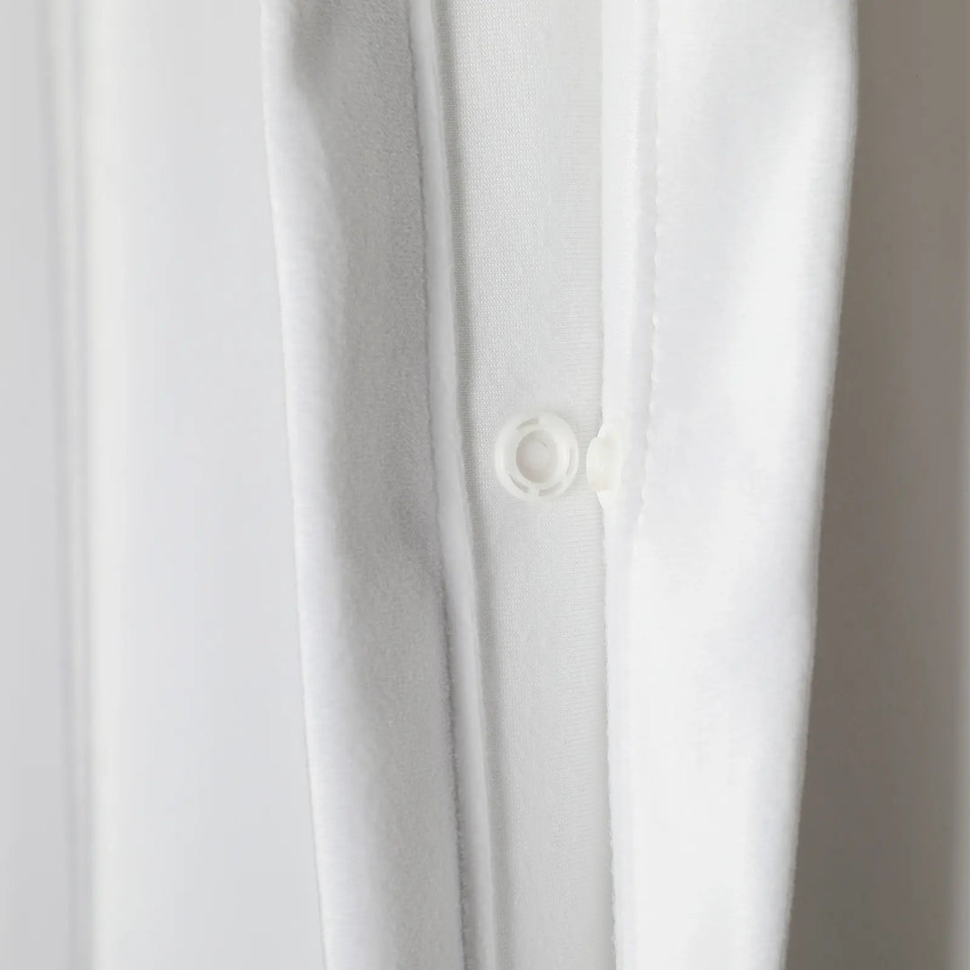 Leon Velvet Curtain Ripple Fold