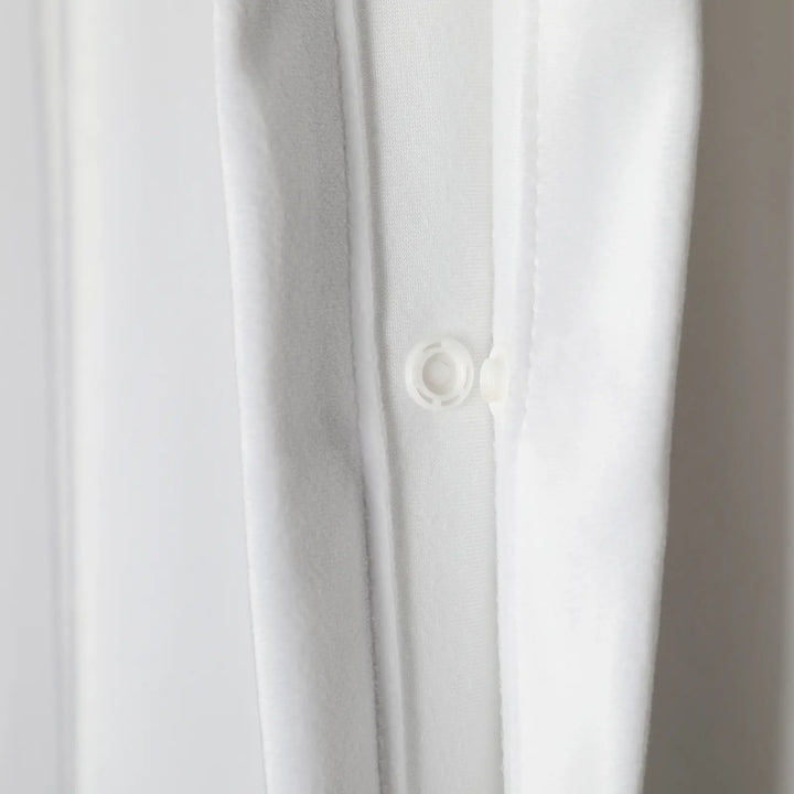 Leon Velvet Curtain Ripple Fold