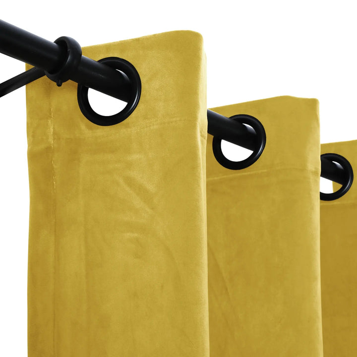 Leon Velvet Curtain Grommet