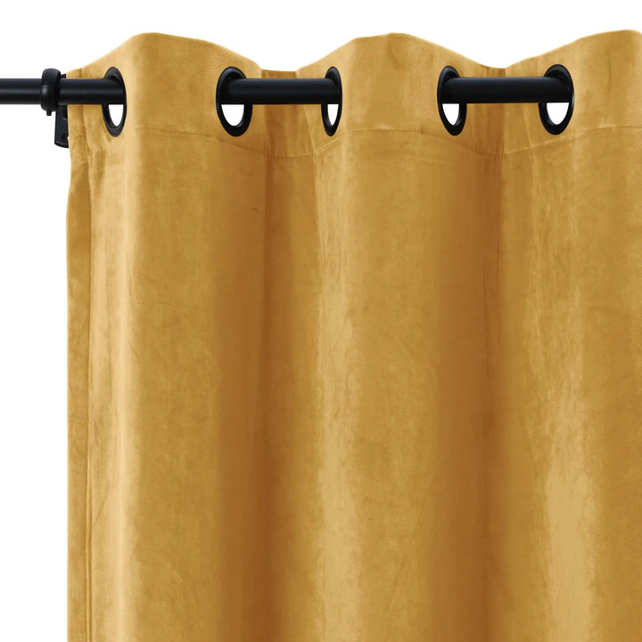 Leon Velvet Curtain Grommet