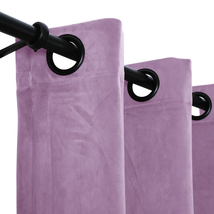 Leon Velvet Curtain Grommet