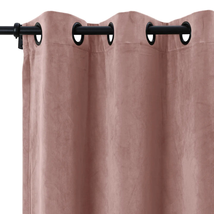 Leon Velvet Curtain Grommet