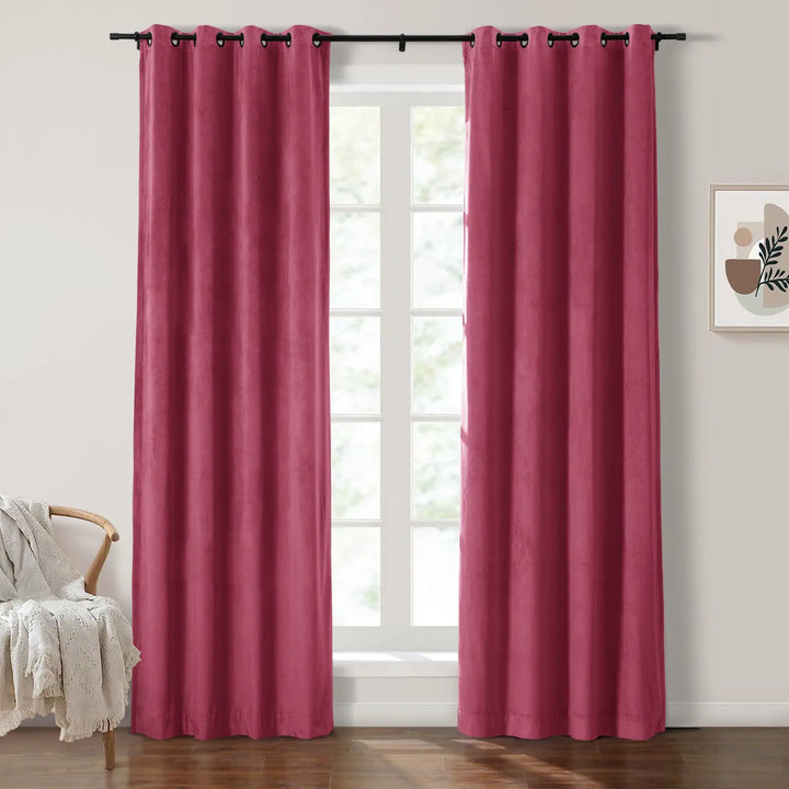 Leon Velvet Curtain Grommet
