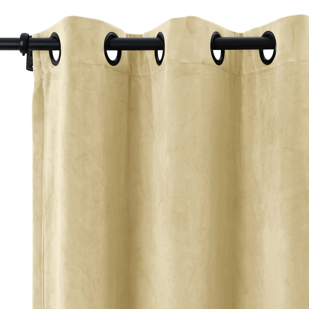 Leon Velvet Curtain Grommet