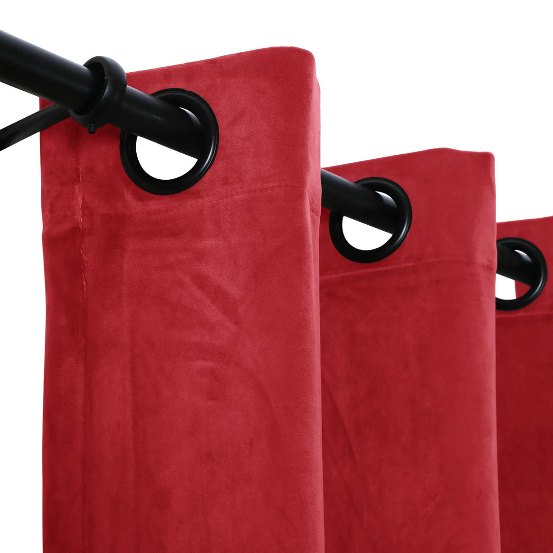 Leon Velvet Curtain Grommet