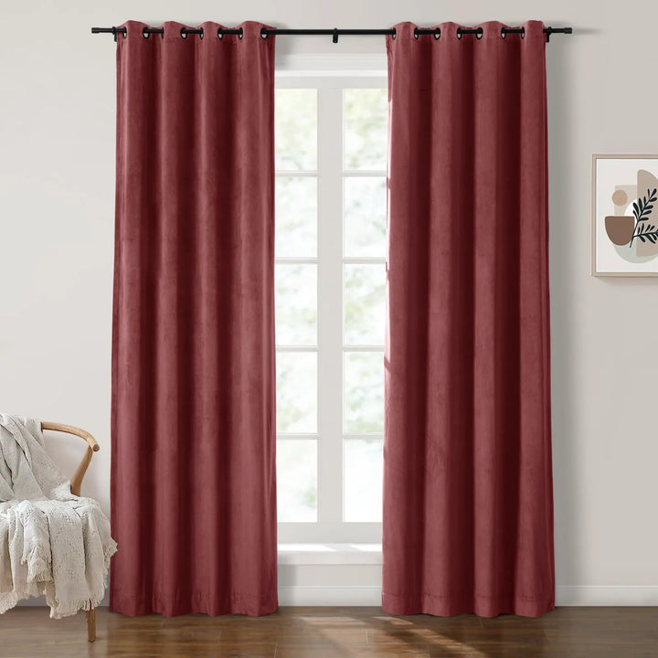 Leon Velvet Curtain Grommet