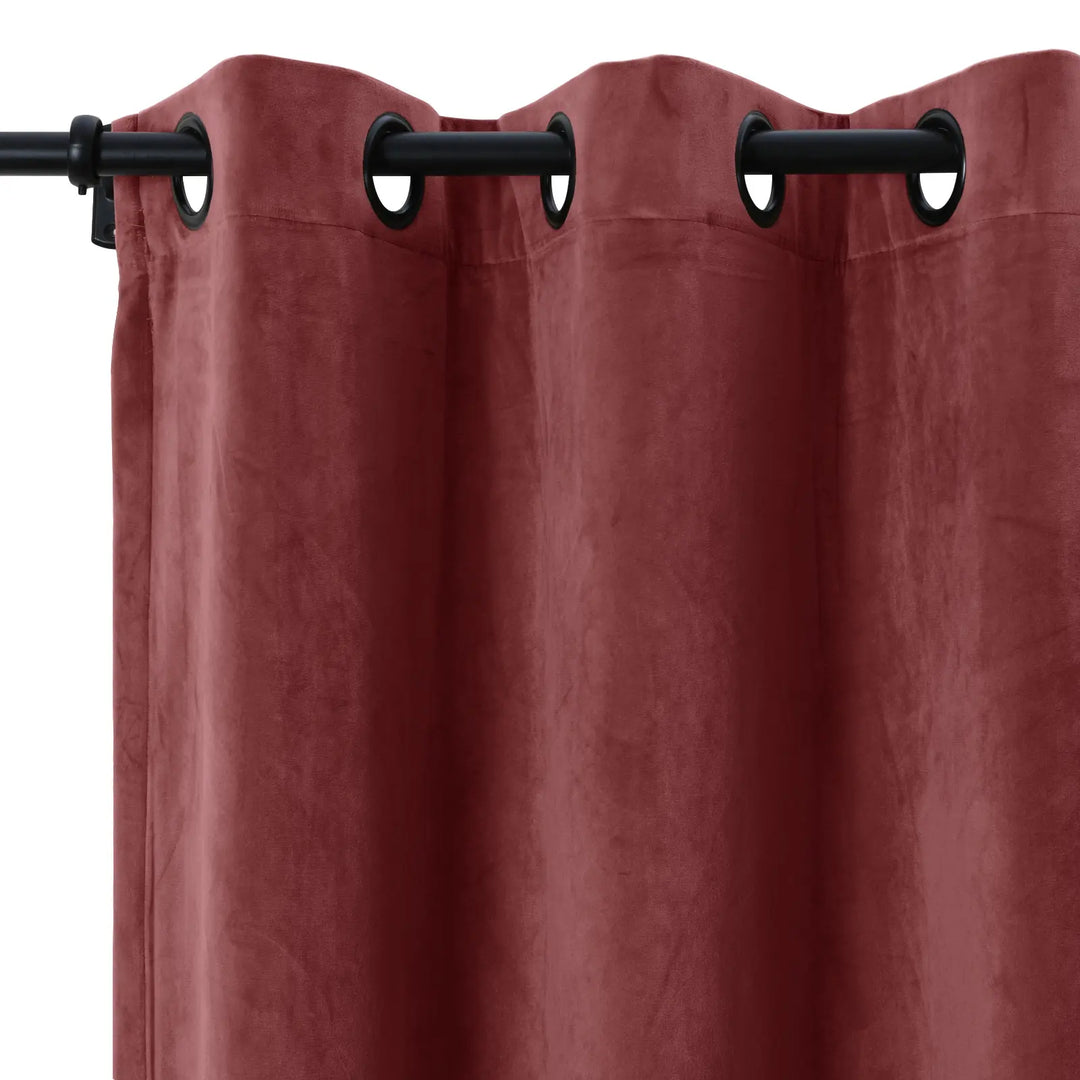 Leon Velvet Curtain Grommet