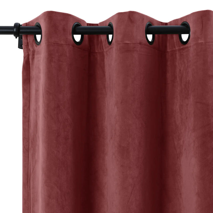 Leon Velvet Curtain Grommet