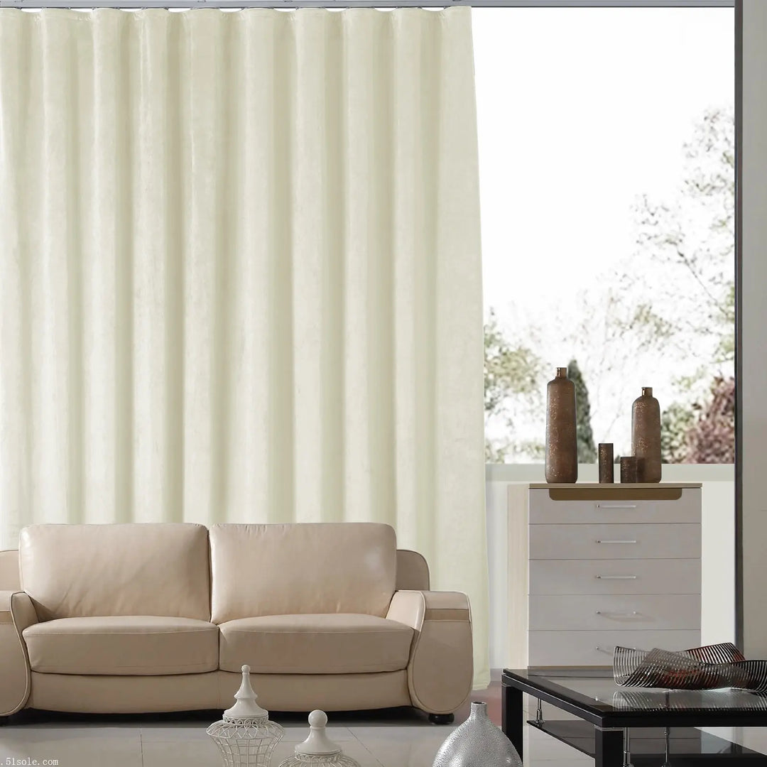 Leon Velvet Curtain Ripple Fold