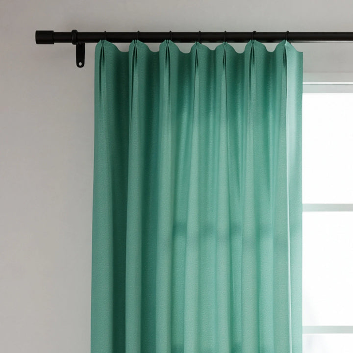 Leon Velvet Curtain Parisian Pleat
