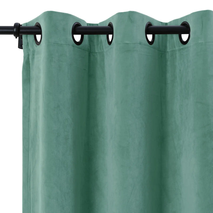 Leon Velvet Curtain Grommet