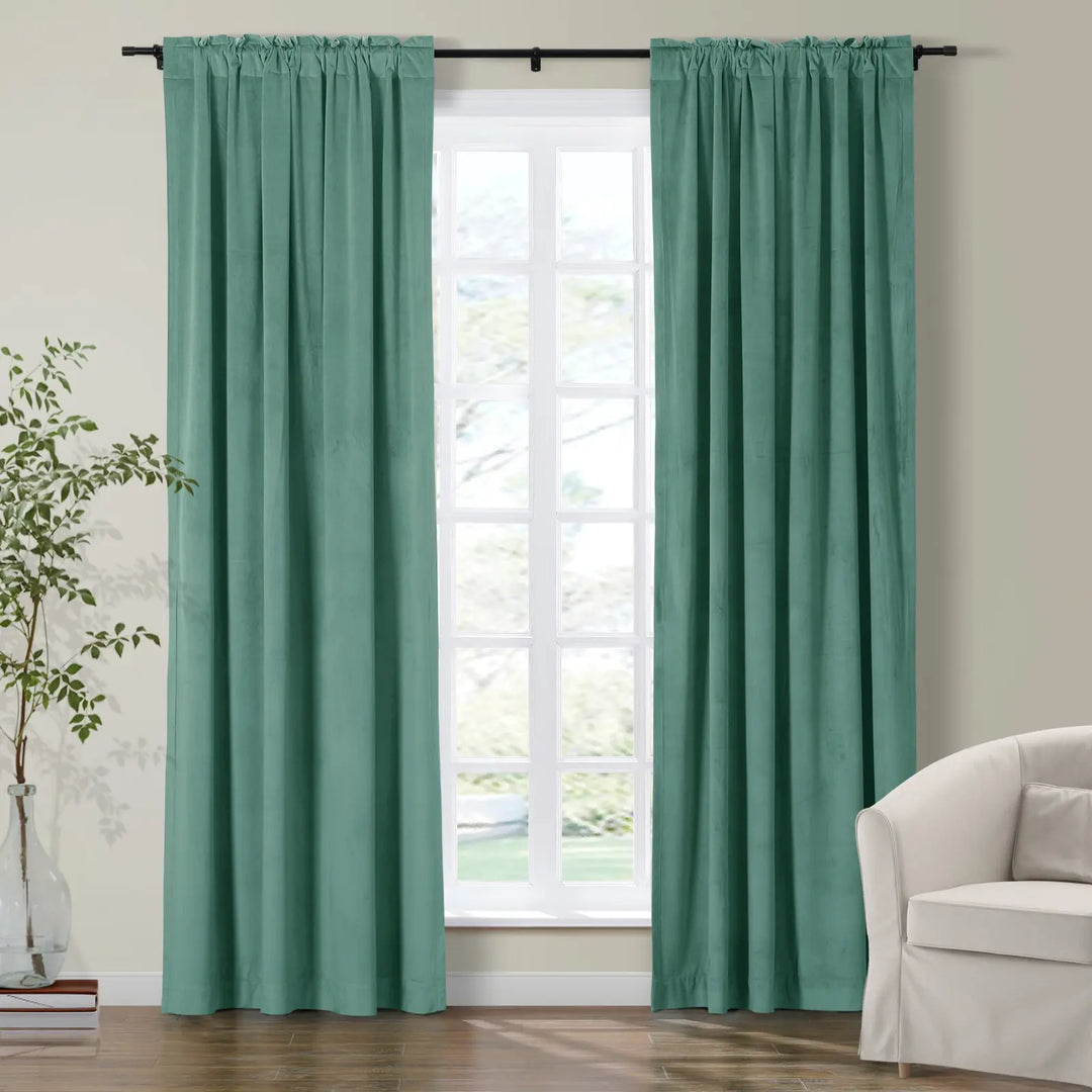 Leon Velvet Curtain 4-In-1