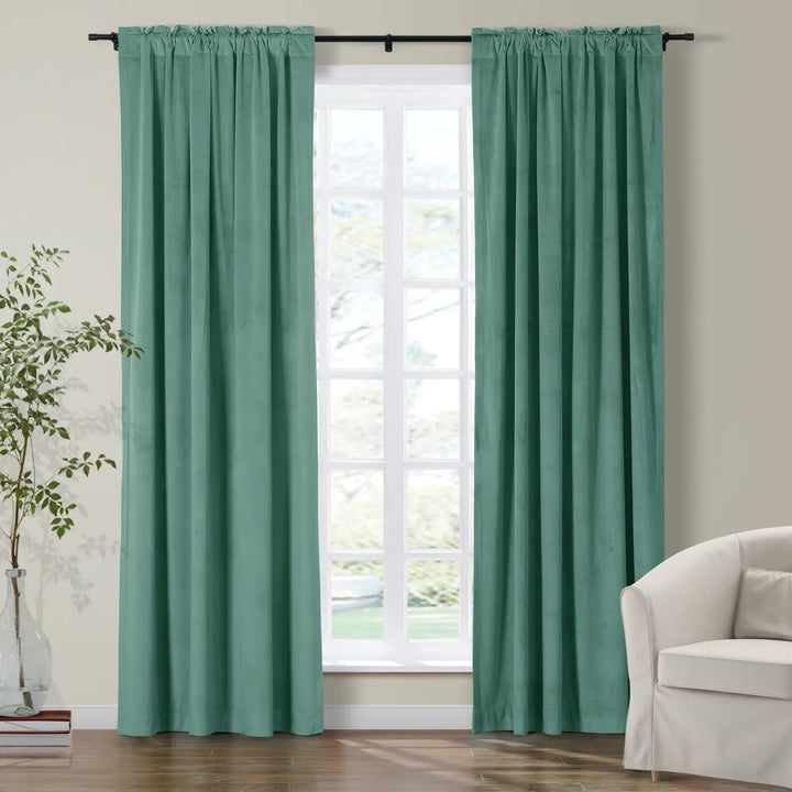 Leon Velvet Curtain 4-In-1