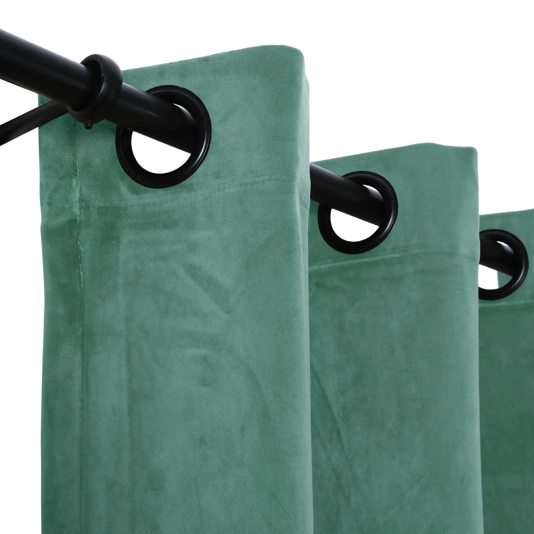 Leon Velvet Curtain Grommet