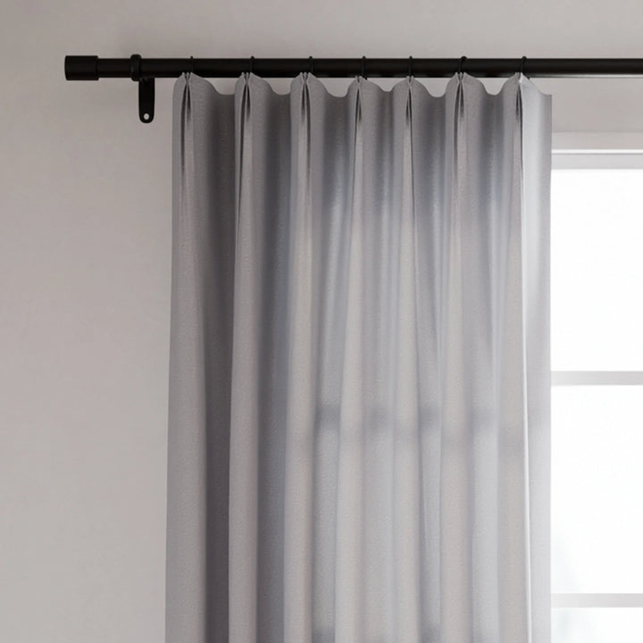 Leon Velvet Curtain Parisian Pleat