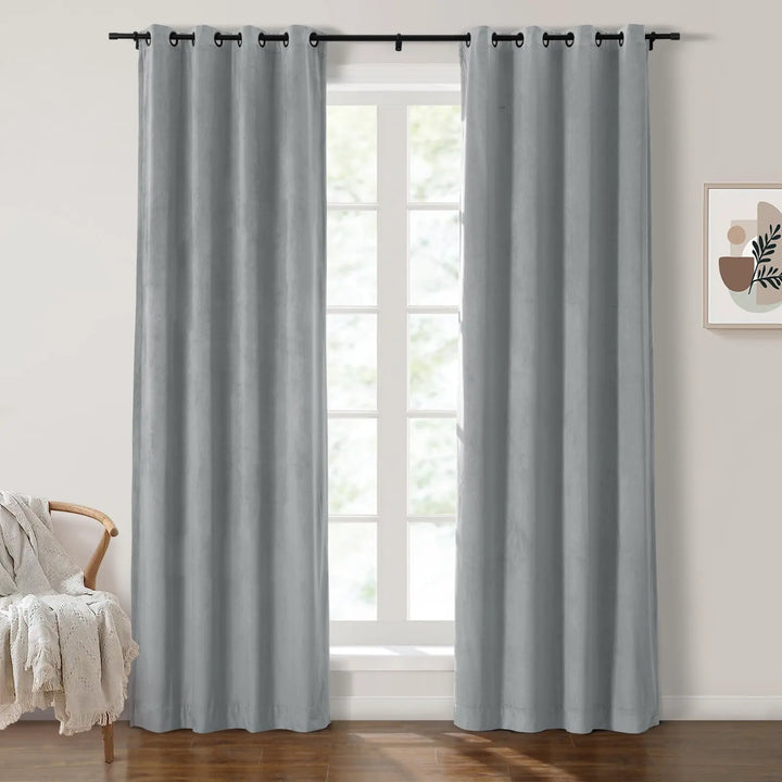 Leon Velvet Curtain Grommet