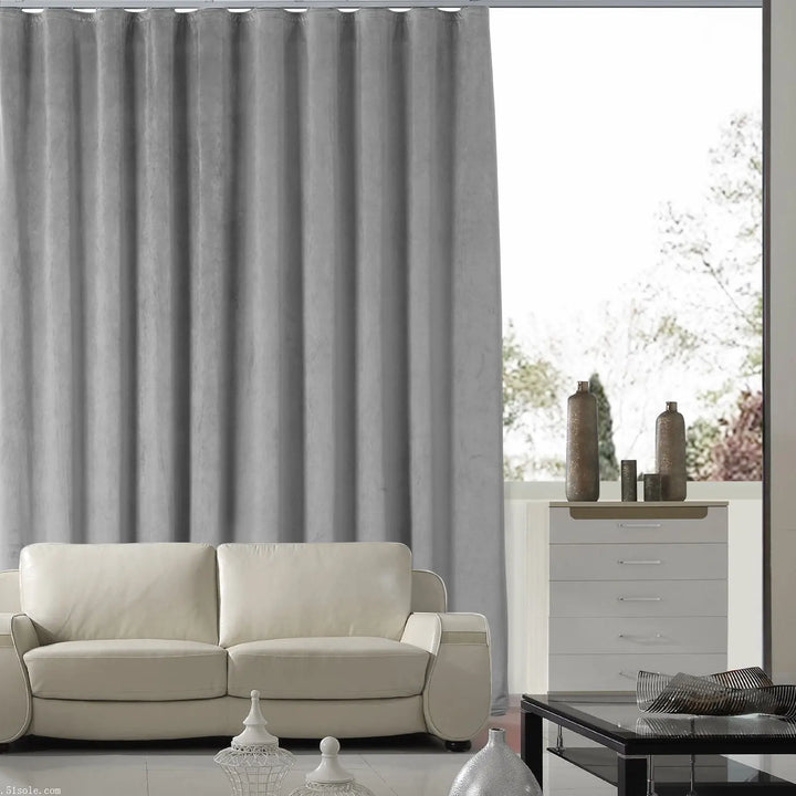 Leon Velvet Curtain Ripple Fold