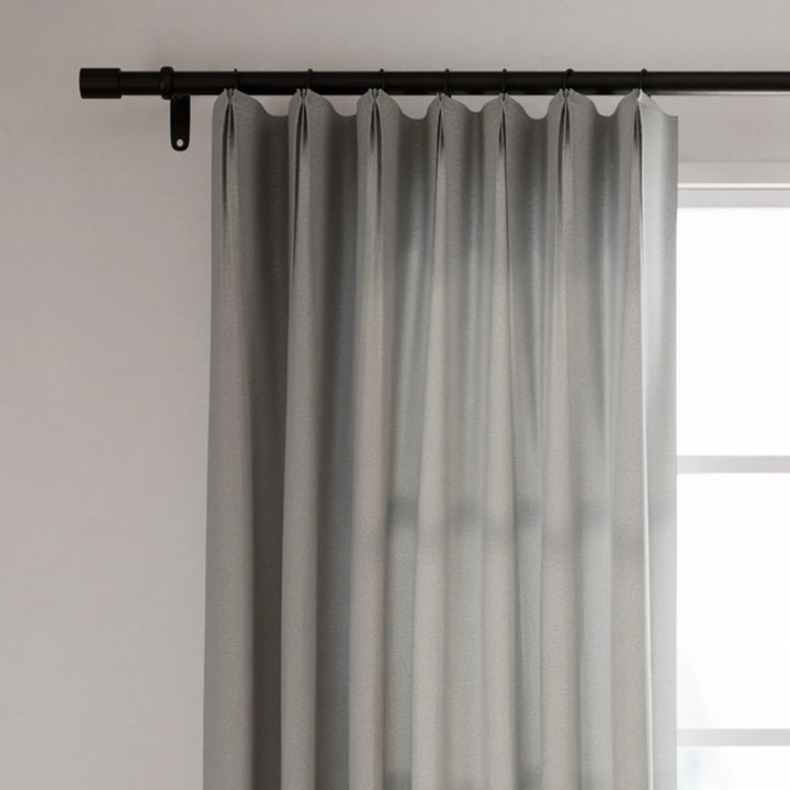 Leon Velvet Curtain Parisian Pleat