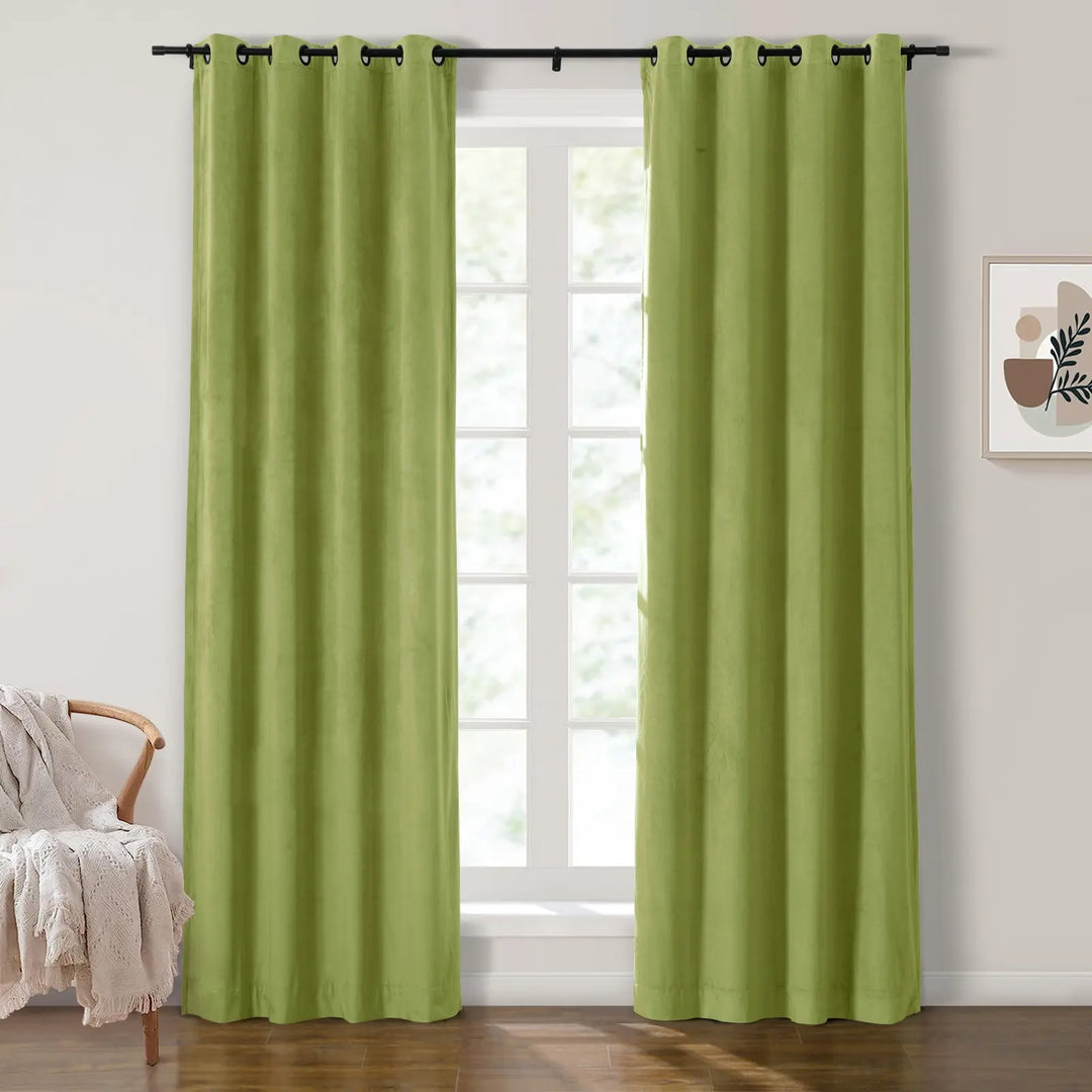 Leon Velvet Curtain Grommet