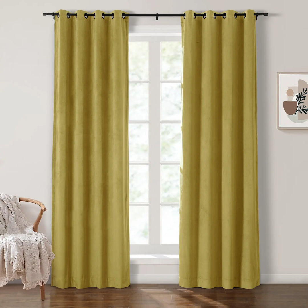 Leon Velvet Curtain Grommet