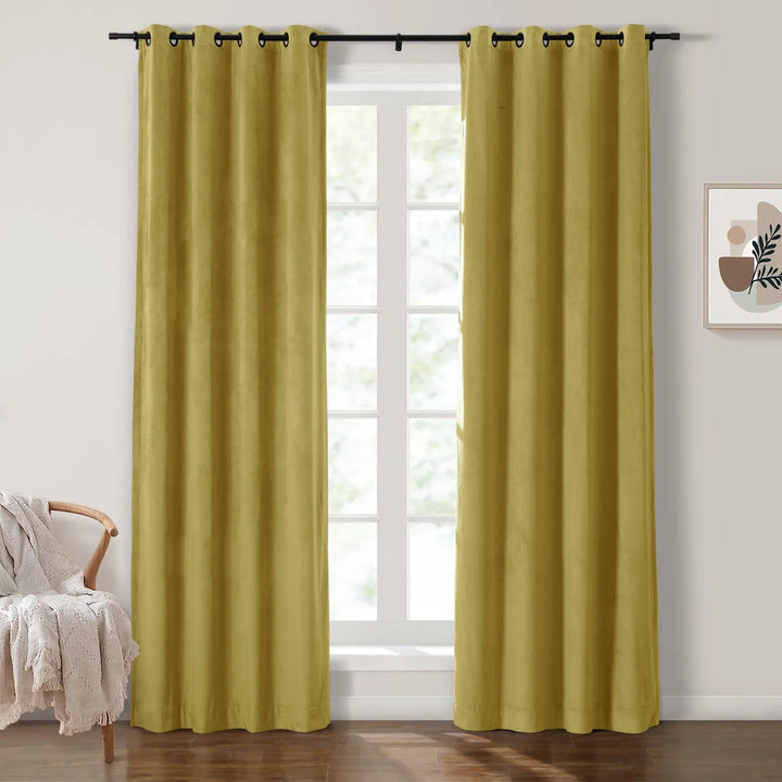 Leon Velvet Curtain Grommet