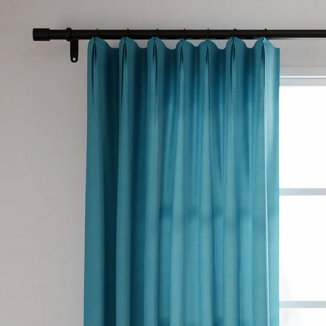 Leon Velvet Curtain Parisian Pleat