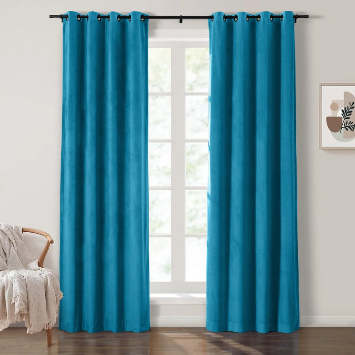 Leon Velvet Curtain Grommet