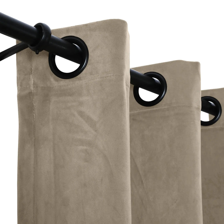 Leon Velvet Curtain Grommet